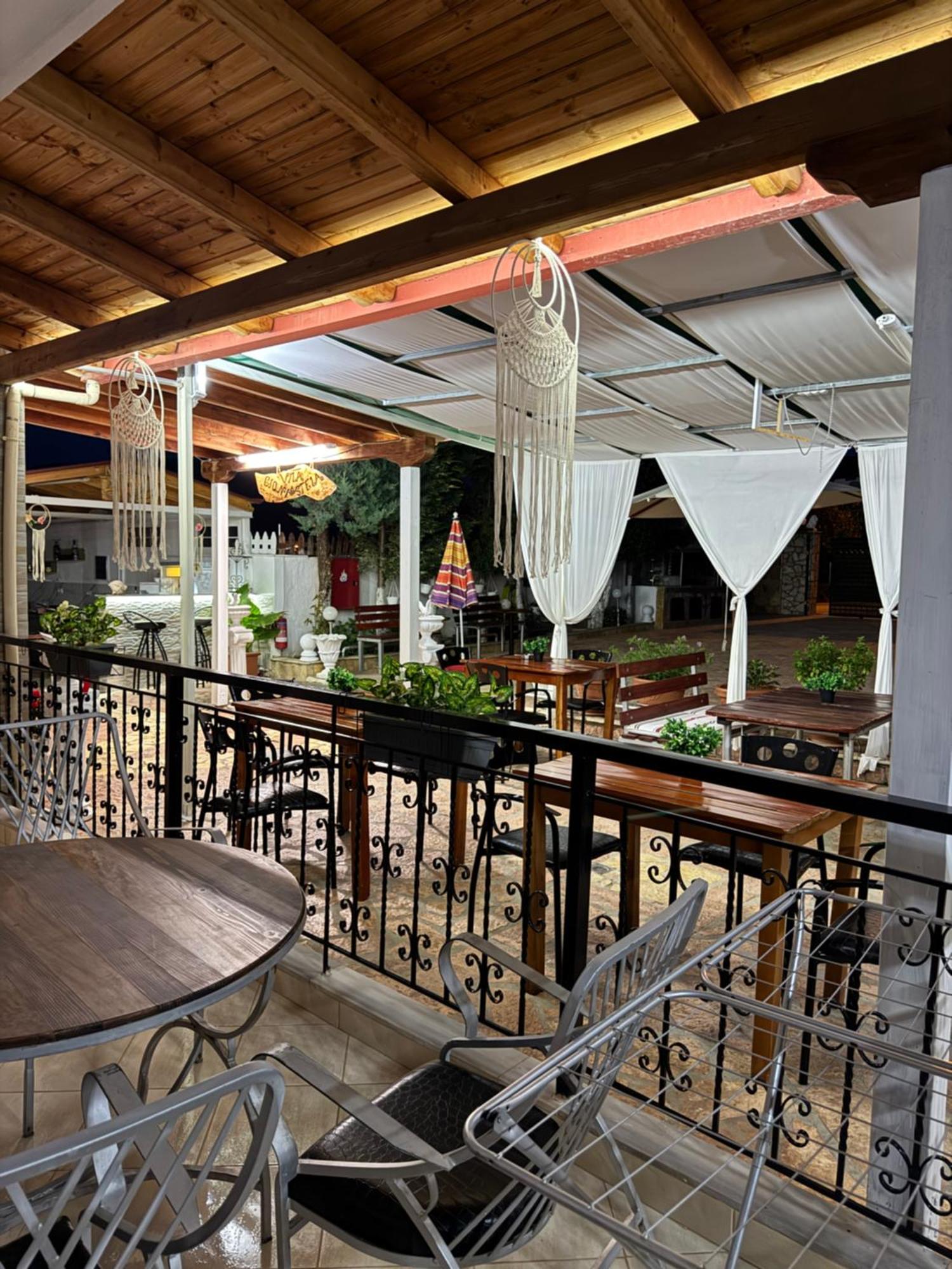 Cozy Veranda Kristian - Free Parking Ksamil Ngoại thất bức ảnh